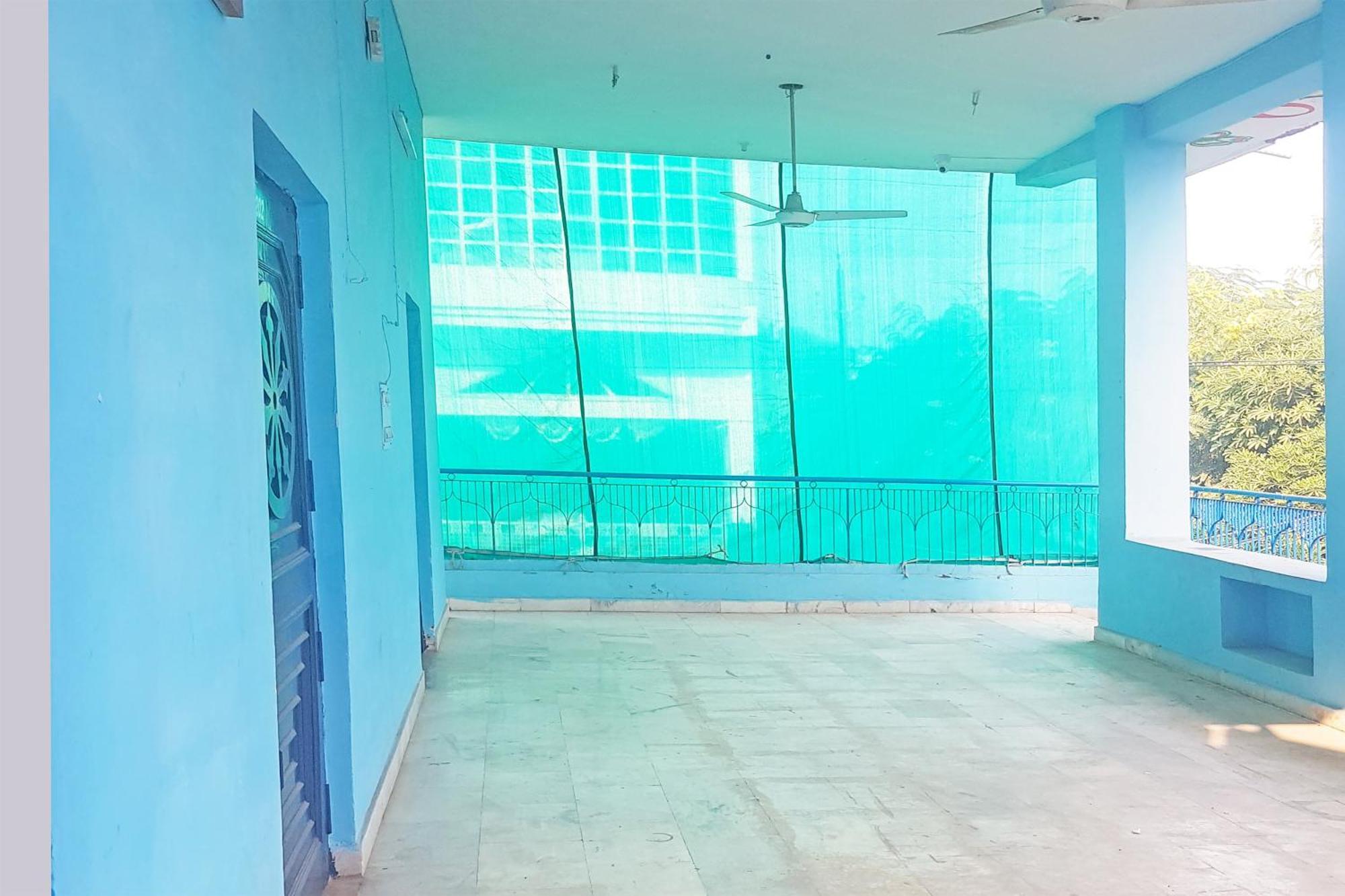 Oyo Hotel The Red Hut จัณฑีครห์ ภายนอก รูปภาพ